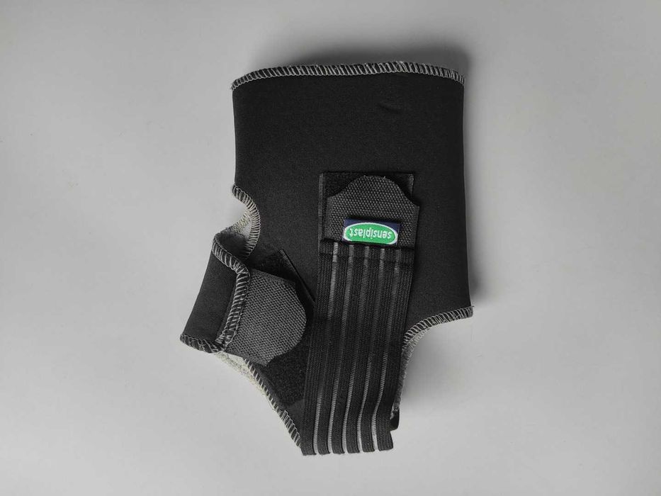 Бандаж на голеностоп Sensiplast, правый, 43-47, Германия, на щиколотку