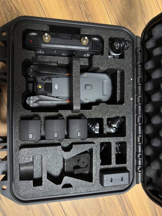 Квадрокоптер дрон DJI Mavic 3T