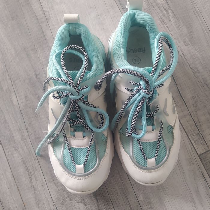 Buty Sinsay 36/rozm standard/stan bdb-/25zł