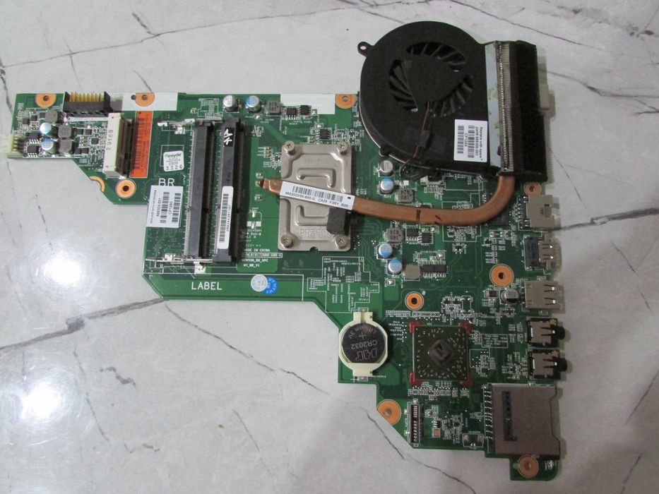 Продам материнскую плату ноутбука HP CQ58 на AMD-Полностью Рабочая. Дешево