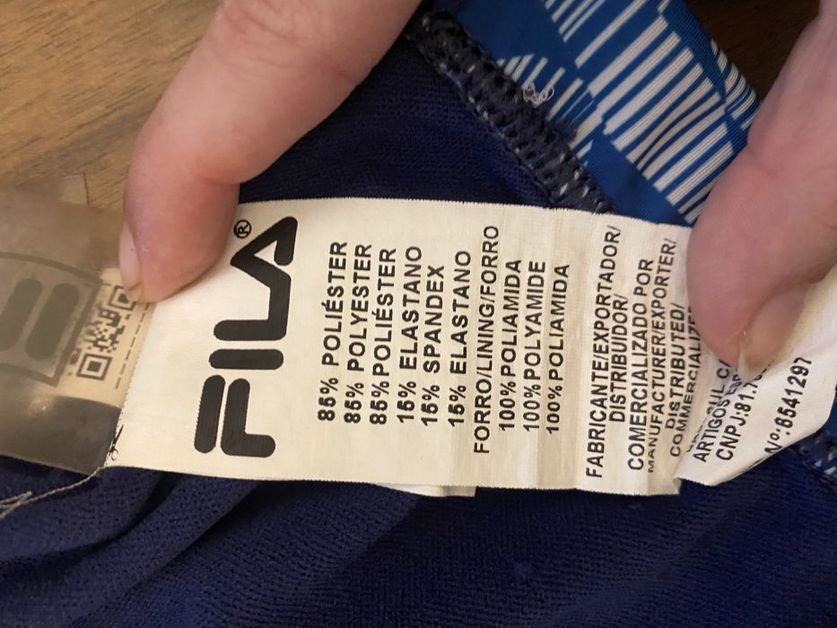 Top de ginástica FILA