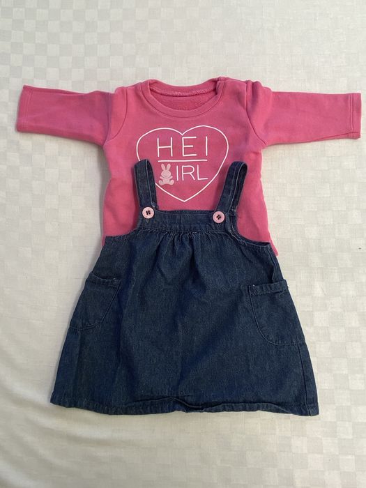 Conjunto saia de peito, blusa, polo de bebé menina