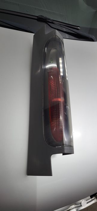Lampy tylna lewa Reno Trafic