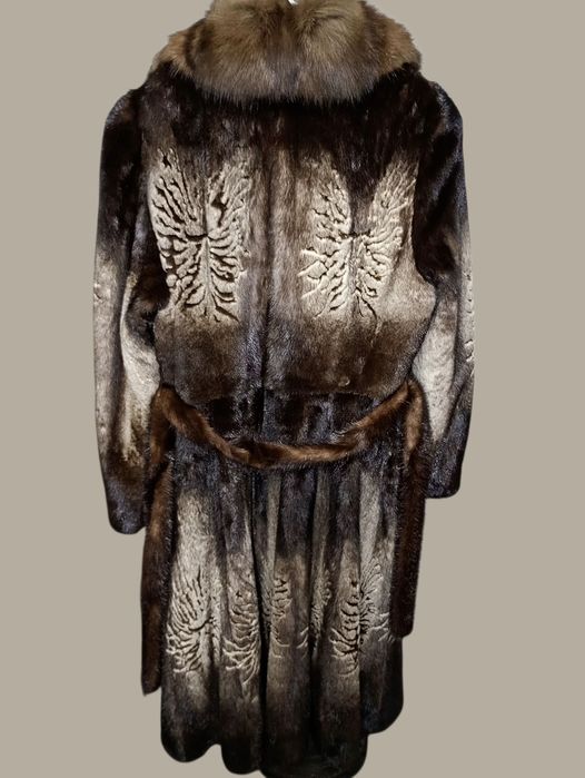 Длина 120см. Норковая шуба с соболем. Saga mink. Шуба в пол