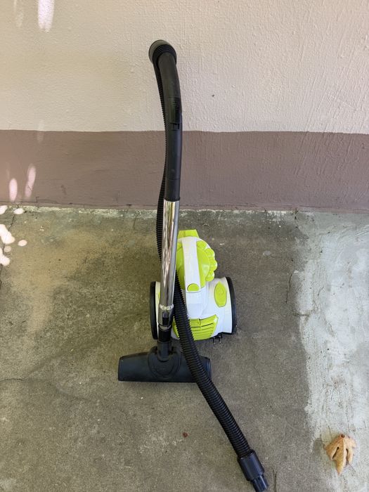 Пилосос Zeptor 2500w