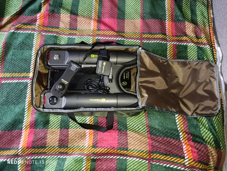 RidgeMonkey Hunter 750 Bait Boat Łódka zanętowa