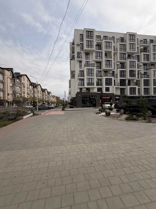 Оренда комерційного приміщення в ЖК B4, вул. Бабʼяка 8