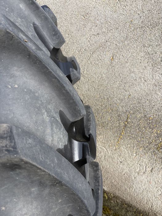 Wąskie kola do międzyrzędzi Michelin Agri Bib 320/90R50 oraz 320/85R38