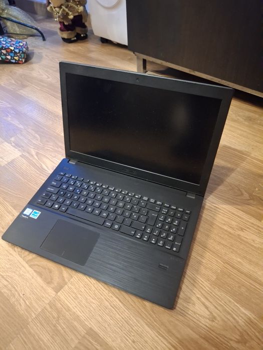 ASUS PRO P2540U  - Gama Pro