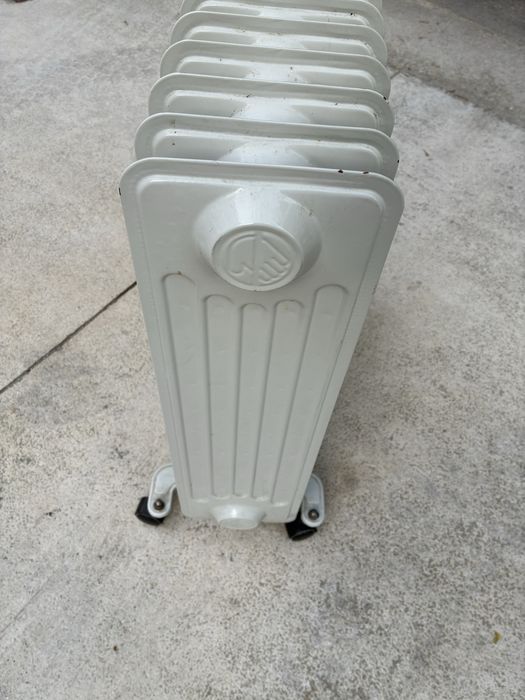 Aquecedor a óleo Electric Co