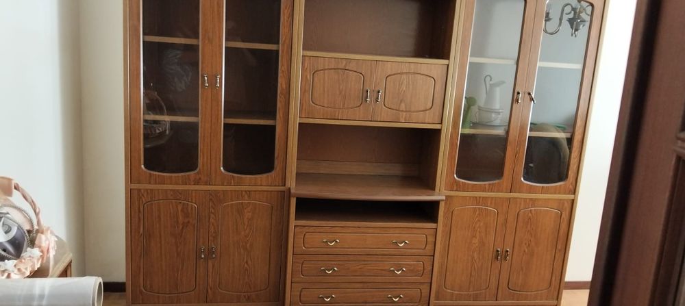 Estante para sala de estar/jantar