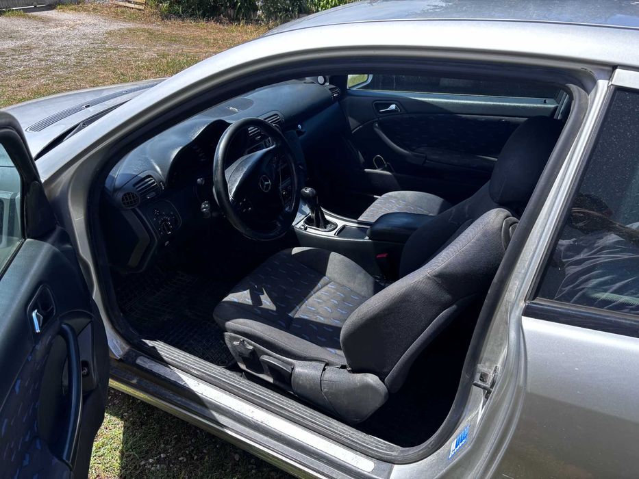 Mercedes-Benz W203 Coupe 2002 2.0 GPL (Lovato) | Próprio: 7 anos | Pronto para legalizar