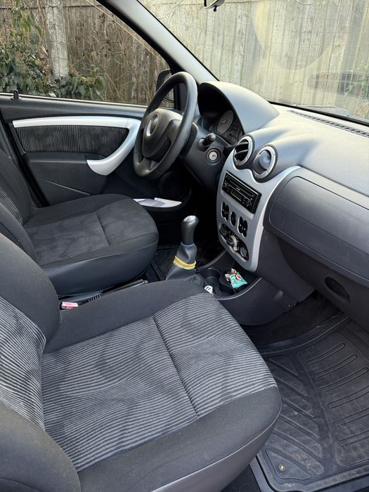 Dacia Logan MCV 2010 з Німеччини