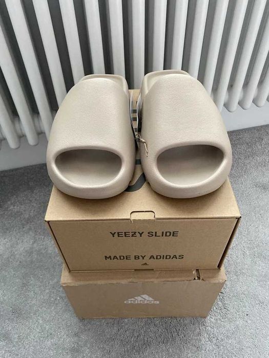 adidas Yeezy Slide 42