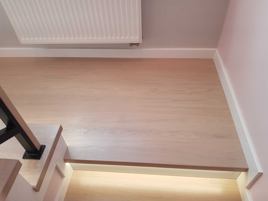 Schody drewniane , balustrady , trepy dębowe , warszawa