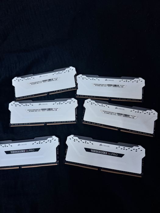 Pamięć Corsair Vengeance RGB PRO, DDR4, 48GB (6x8gb), 3200MHz, CL16