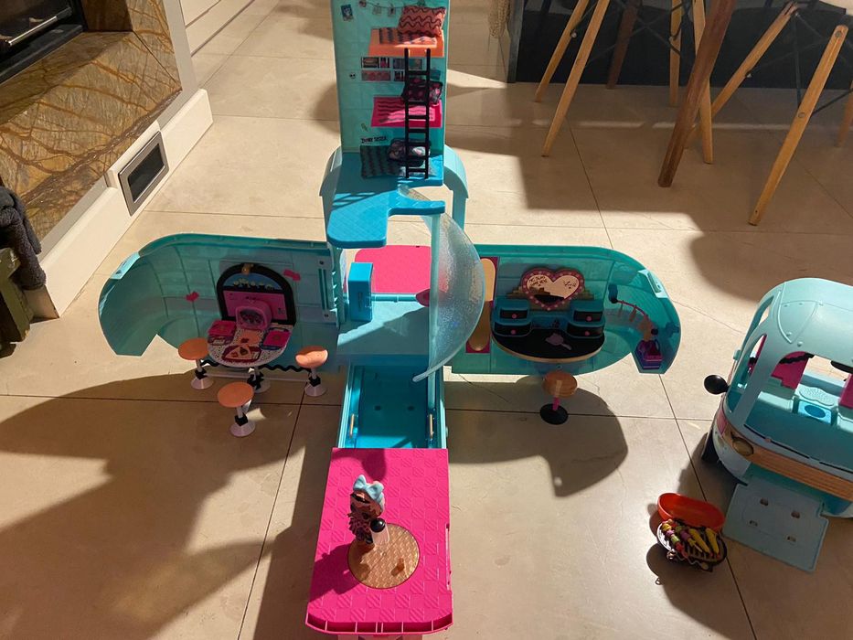 Kamper laleczek lol suprise