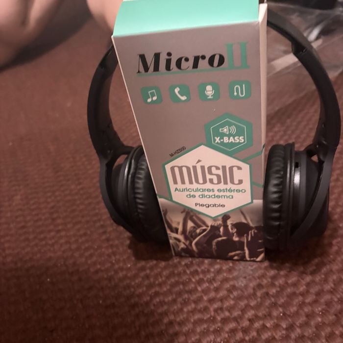 накладные стереонаушники Micro II M-HZ500 X-Bass Music.