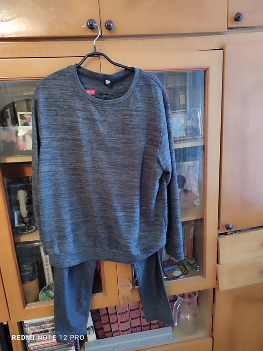 костюм флисовый 48 р. срочно!