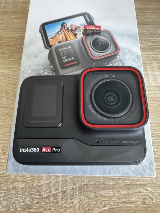INSTA 360 Ace Pro 8k
