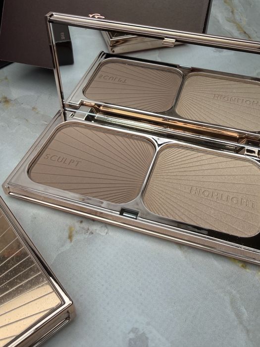 Палєтка для обличчя Charlotte Tilbury хайлайтер бронзер