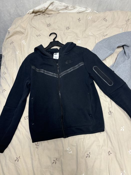 Кофти tech fleece