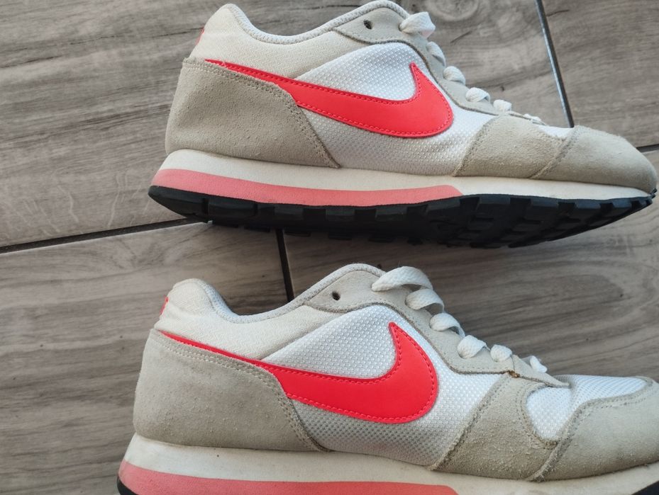 Buty Nike rozmiar 37,5