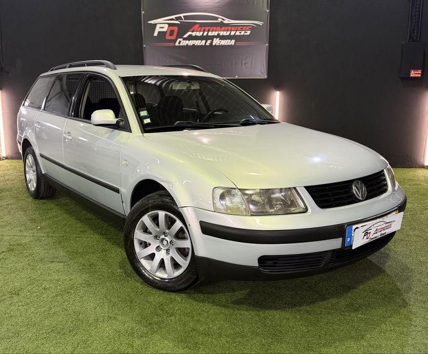 Volkswagen Passat 1.9 TDI PD115 6-Speed Manual