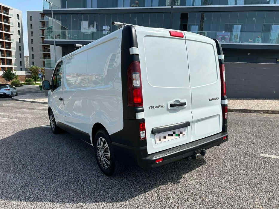 Renault Trafic 1.6DCI | 3 Lugares | 2017