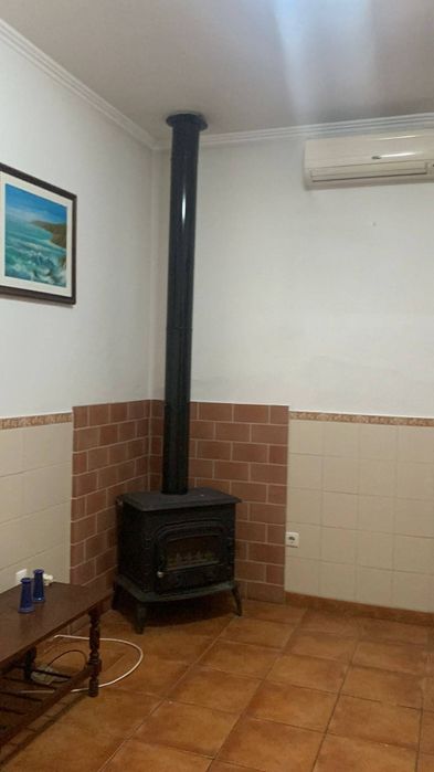 T2 + 1  95m2 úteis 165m2 brutos