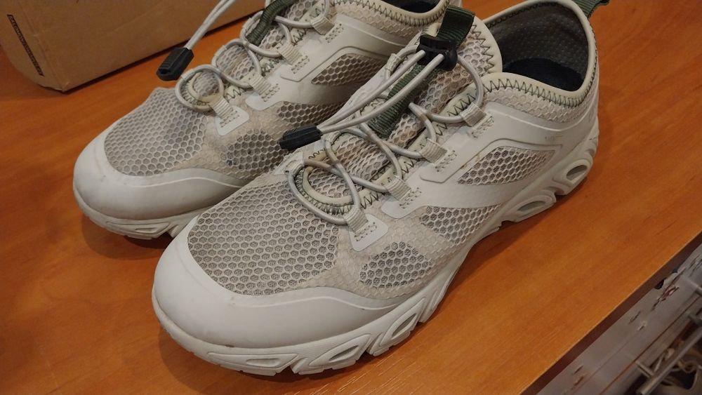 Продам  оригинальные женские легкие летние трекинговые кроссовки і Jack Wolfskin Breezer Vent Low. Размер  40
Артикул: 4050121*SS23