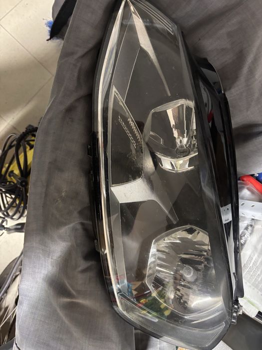 Faróis frontais VW Golf VII (2013–2017) – Par