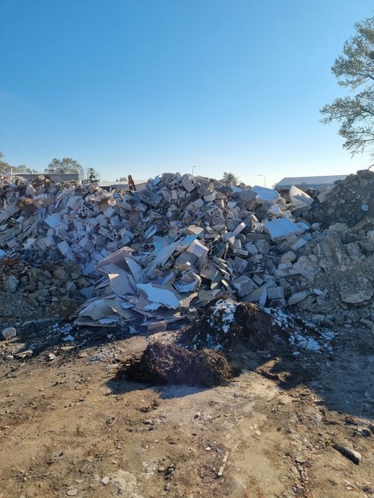 Oddam gruz mix beton cegła itp