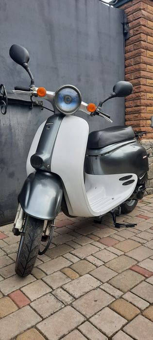 Продам скутер   .