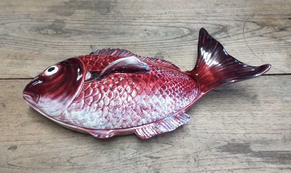 Terrina com tampa "Peixe" faiança Secla