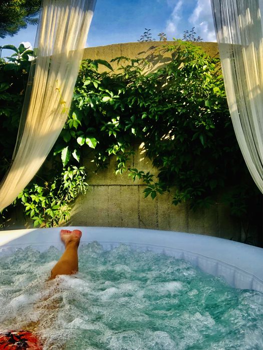 Sprzedam jacuzzi basen 4 osobowy masaż podgrzewany