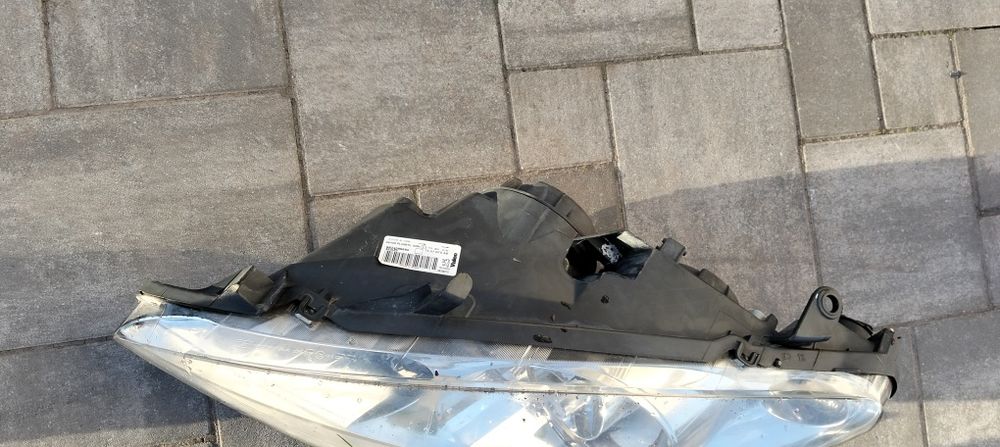 Lampa przednia lewa peugeot 307