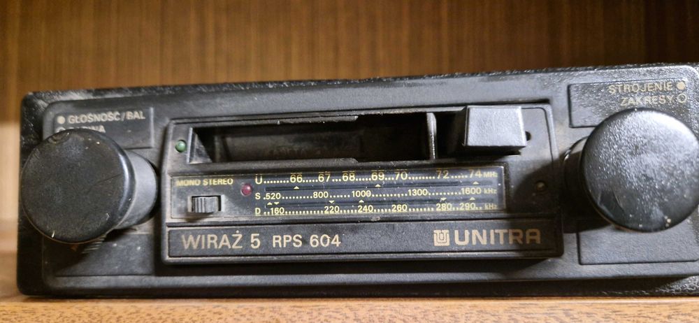 Sprzedam radio samochodowe Klasyk PRL