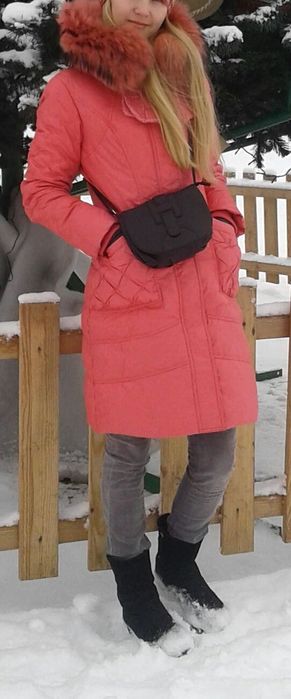 Продам лососевий пуховик б/у жіночий S