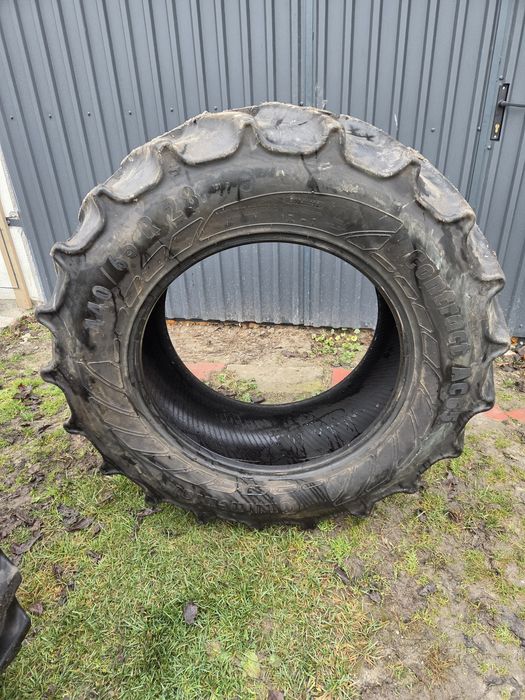 Opony continetal 440/65r28