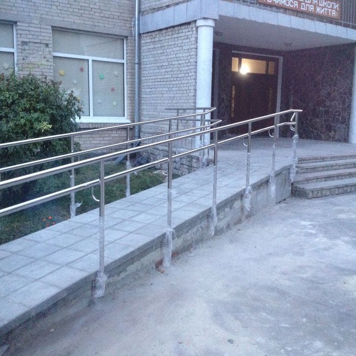 Вироби з нержавійки, гойдалки