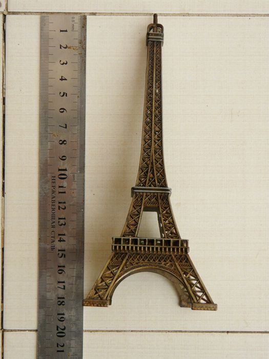 Фігура "Ейфелева вежа", метал 18 см.