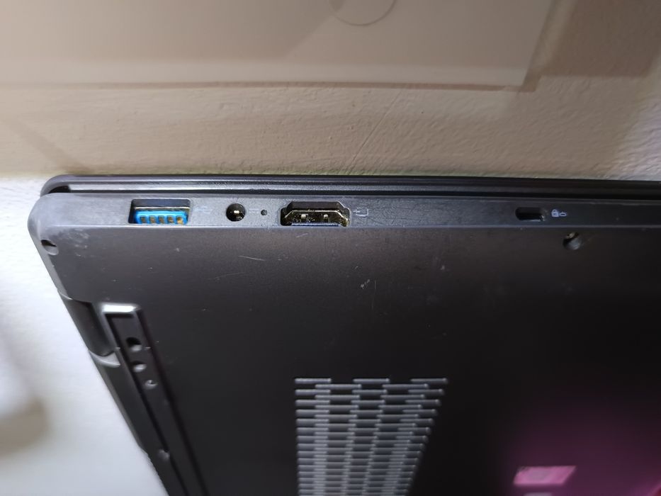 Lenovo pra peças ou pra aproveitar também troco