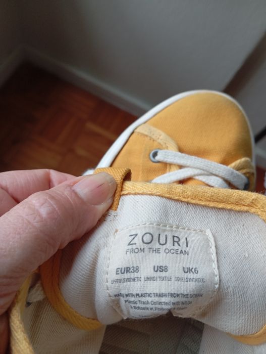 Tênis Zouri 38 como novos