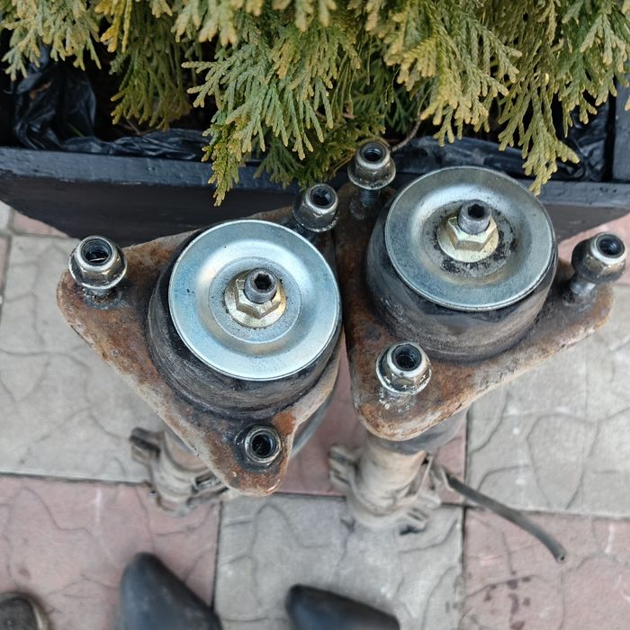 Стойки Передние Ford Transit 2.5 1992-2000 R 14