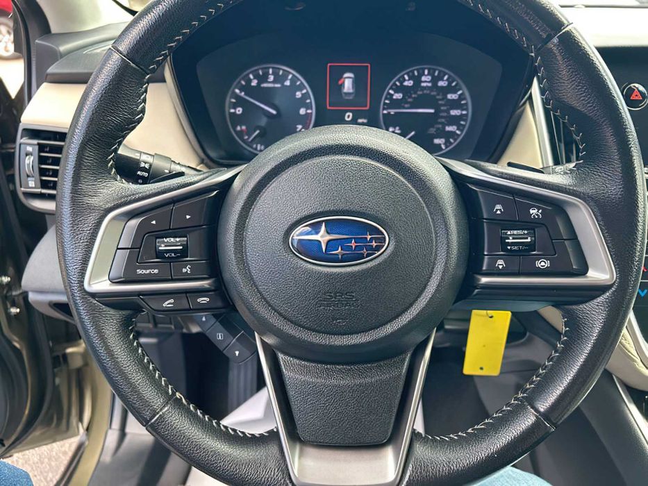 Subaru Outback Premium      2021