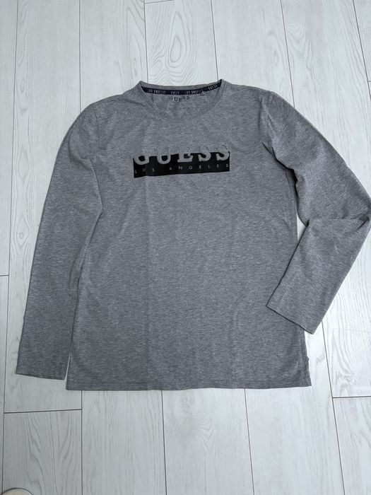 Продам новий лонгслів Guess ( орігісірого кольору, розмір М( іде на S)