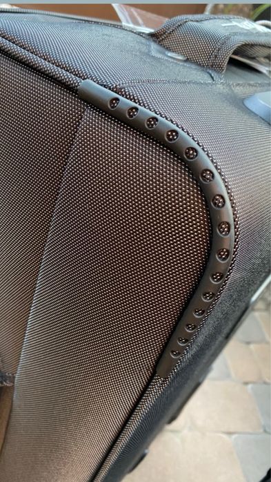 Чемодан .Валіза на 2-а колеса ,преміум класу , бренд   Three Birds