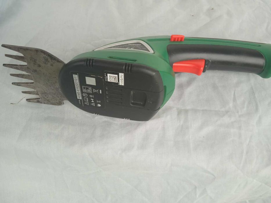 Кущоріз акумулятоний