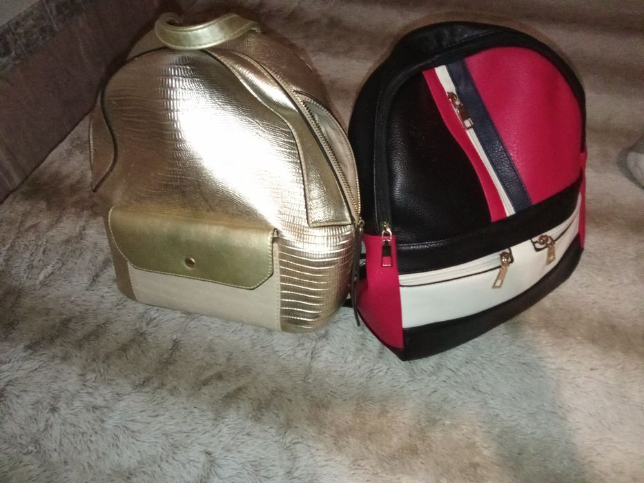 Conjunto de 2 mochilas de mulher lindas